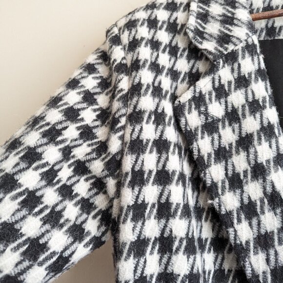 Le Chateau Black and White Houndstooth Coat - Picture 7 of 10